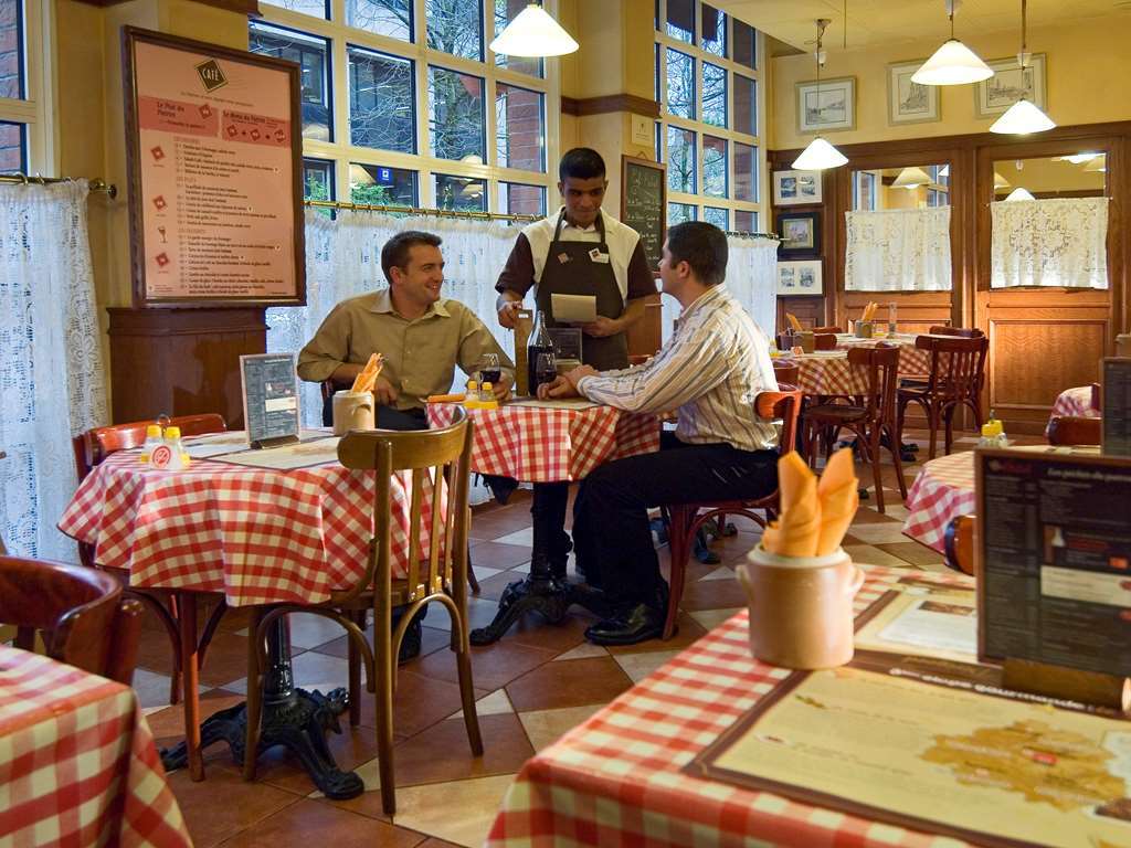 B&B Hotel Lille Roubaix Centre Grand-Place Restaurant photo